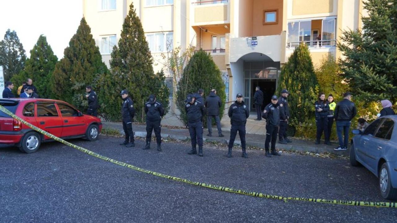 Bir evde cansız bedeni bulunan 2 kişinin sırrı ortaya çıktı!