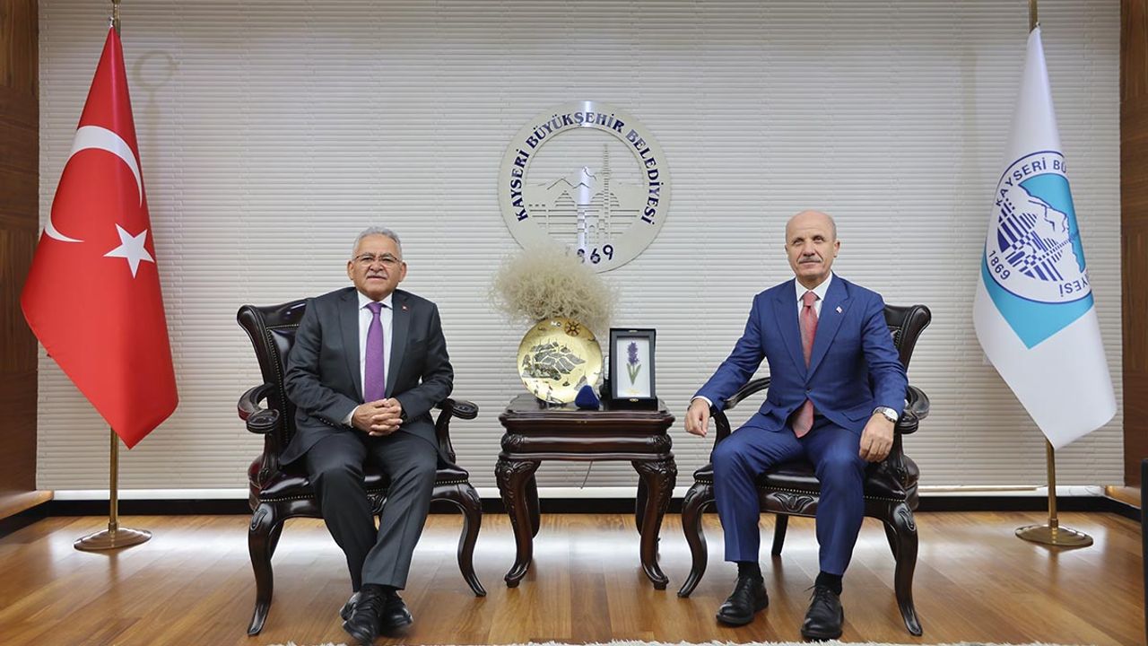 YÖK Başkanı Özvar'dan Kayseri'ye övgü dolu sözler!