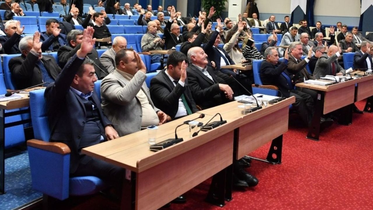 Özvatan Belediye Başkanı'ndan bütçe isyanı! Makas açılıyor