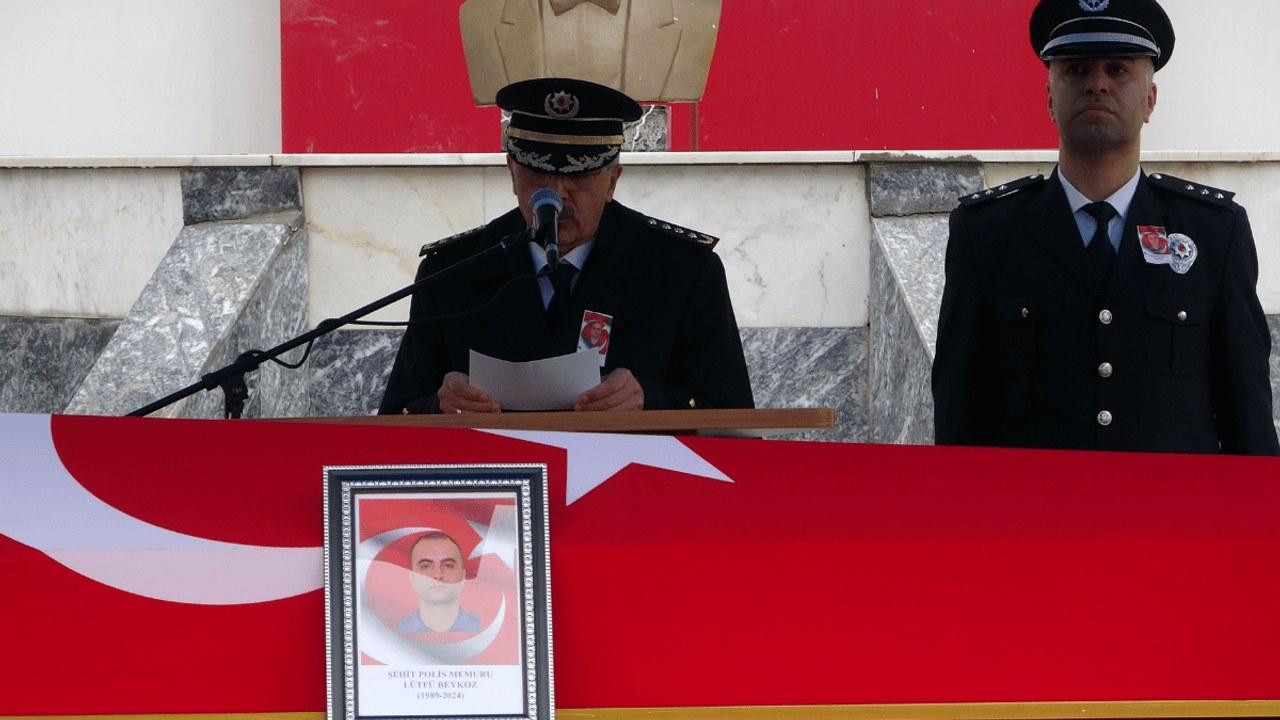 Tırın altında kalan şehit polis memuru için tören düzenlendi...