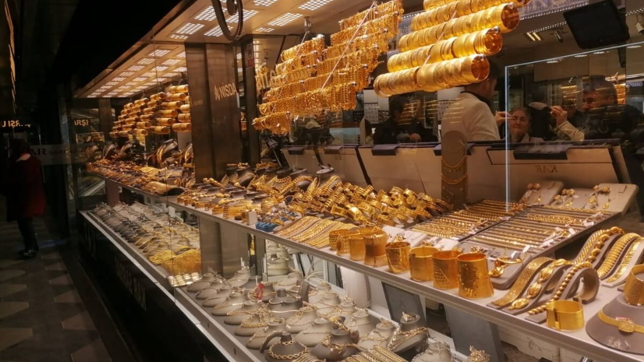 Altın fiyatları yeniden yükselişe geçti! Çeyrek ve gram altın ne kadar oldu?