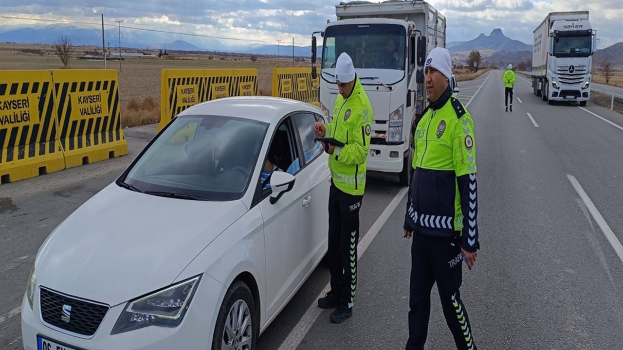Sürücülerin dikkatine: Kayseri’de denetimler başladı!