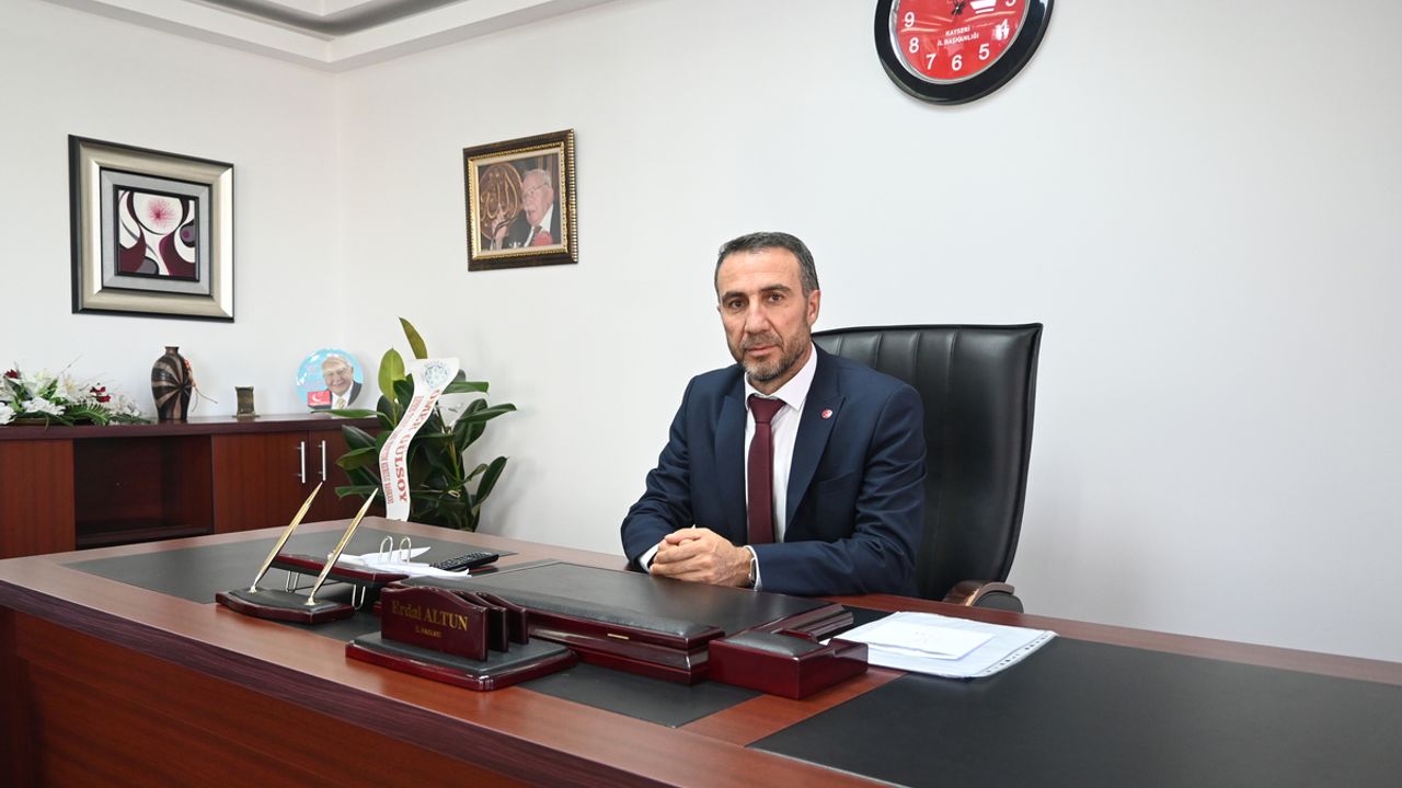 Kayseri’de o partiden Vakıflar Bölge Müdürlüğü’ne kira tepkisi!