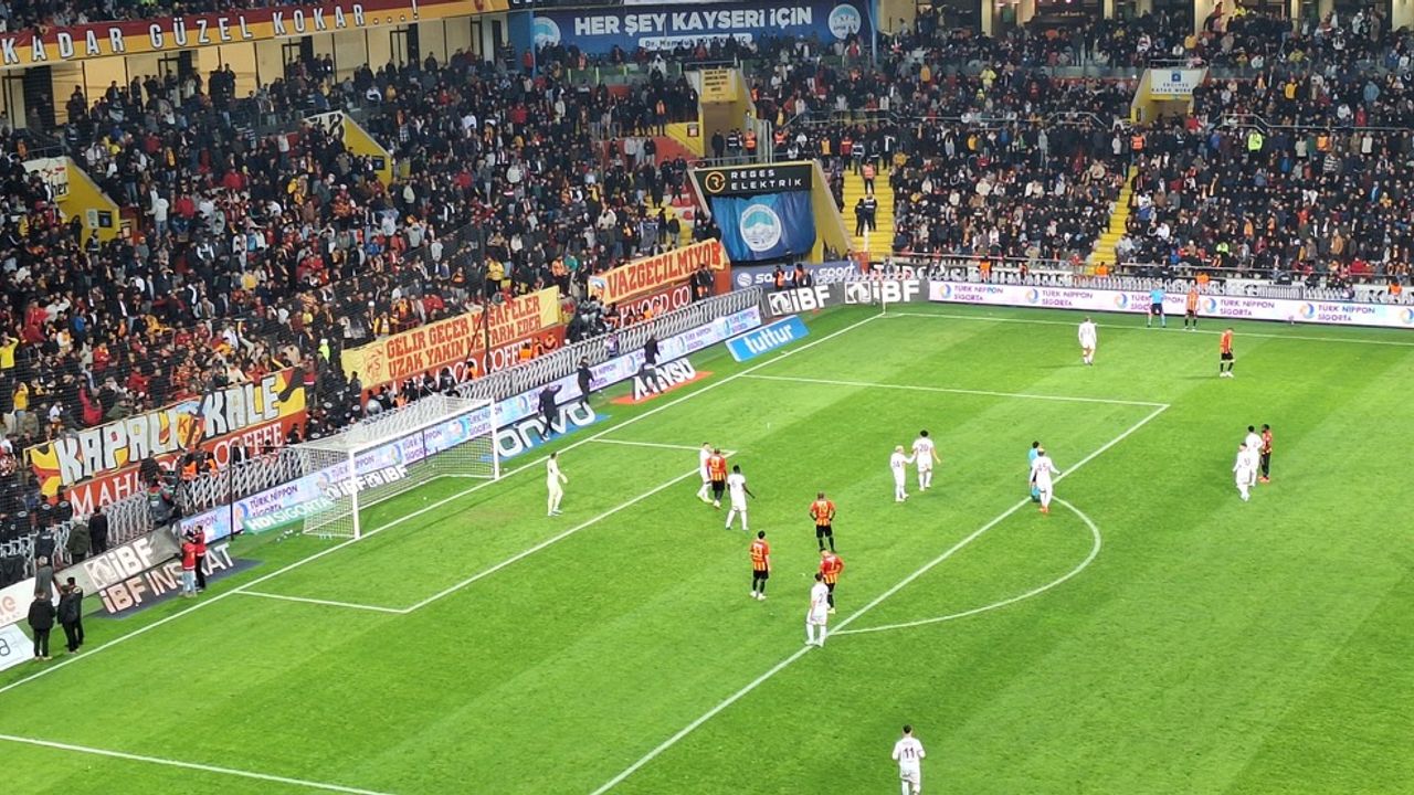 İşte Ali Çamlı'yı istifaya götüren görüntüler...