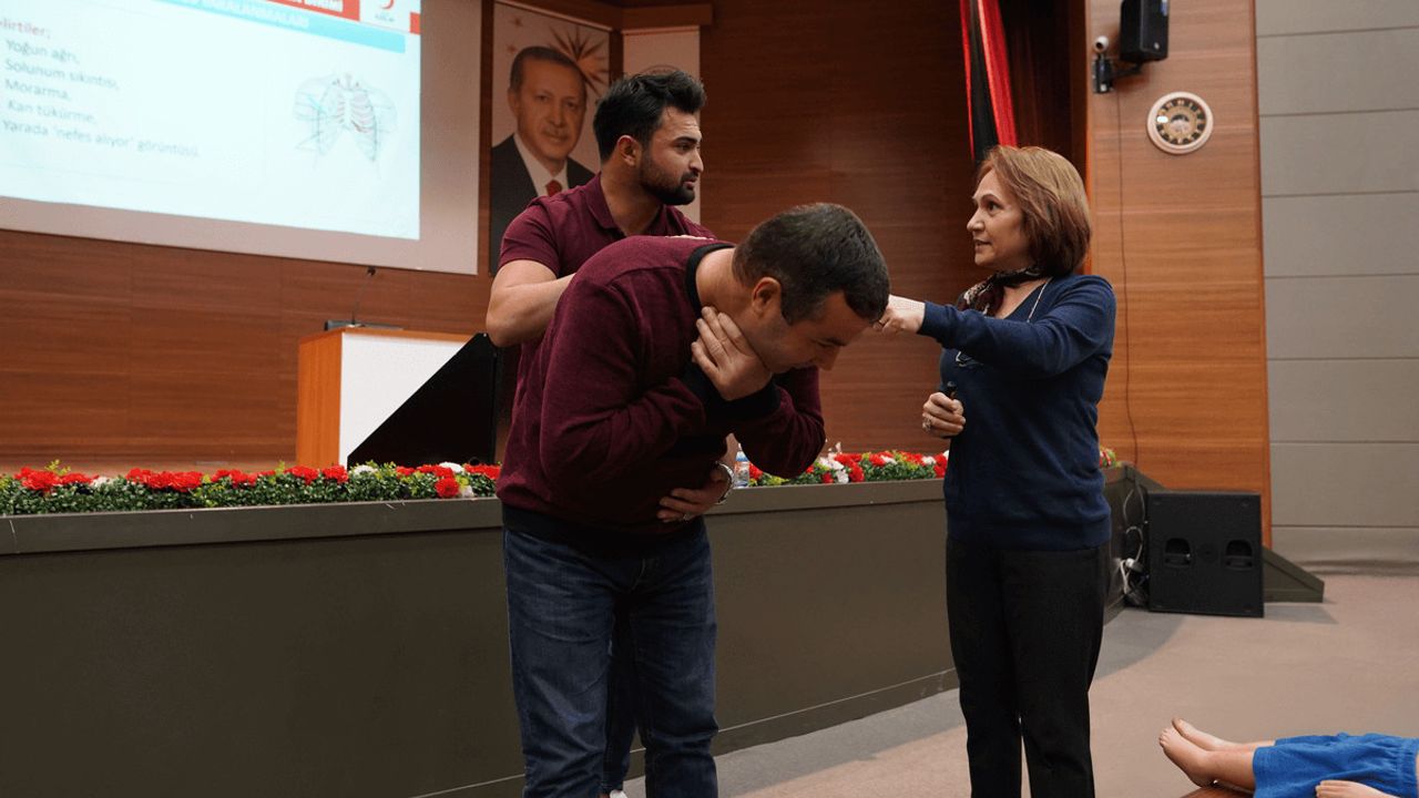 Kayseri'de bu eğitimde hayat kurtaran bilgiler verildi!