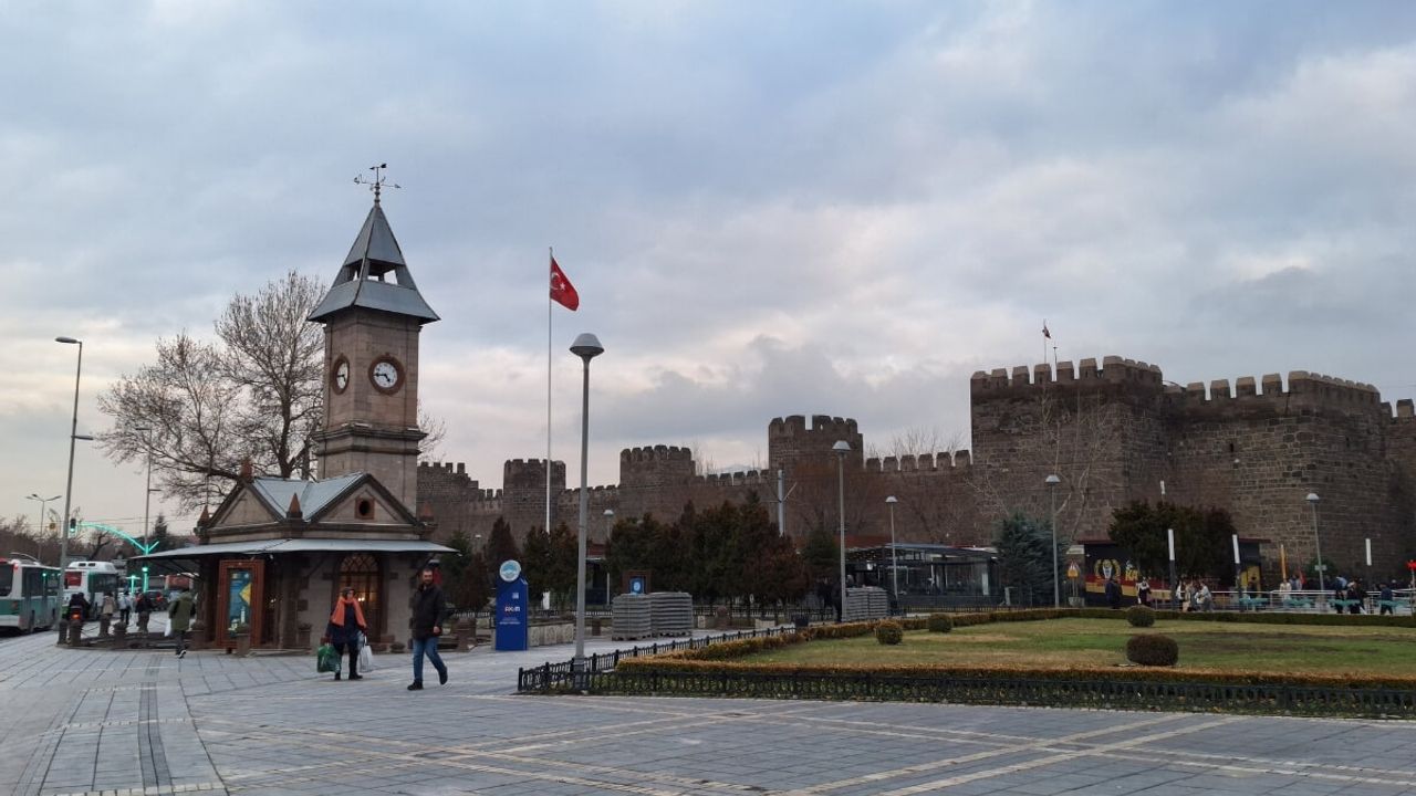 Kayseri'de dubleks ev satışa çıktı! İşte istenen bedel!