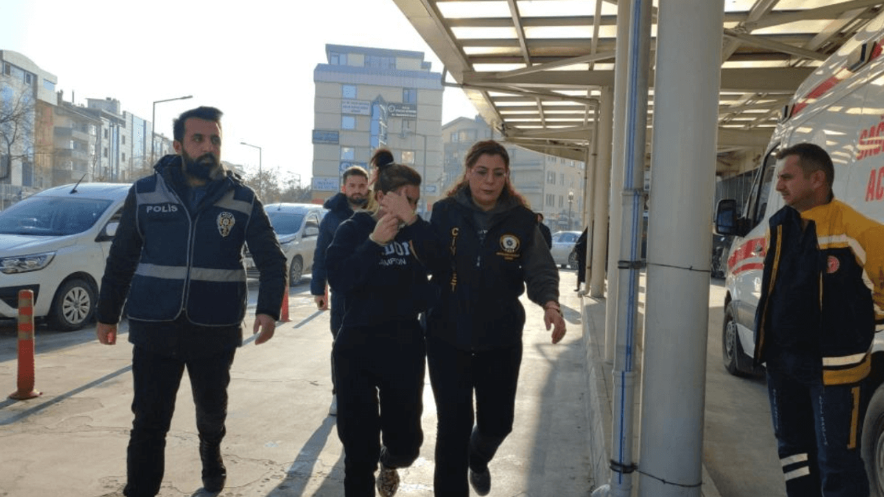 Üniversiteli taksiciyi öldüren zanlılar adliyeye götürüldü! Aralarında kadın da var!