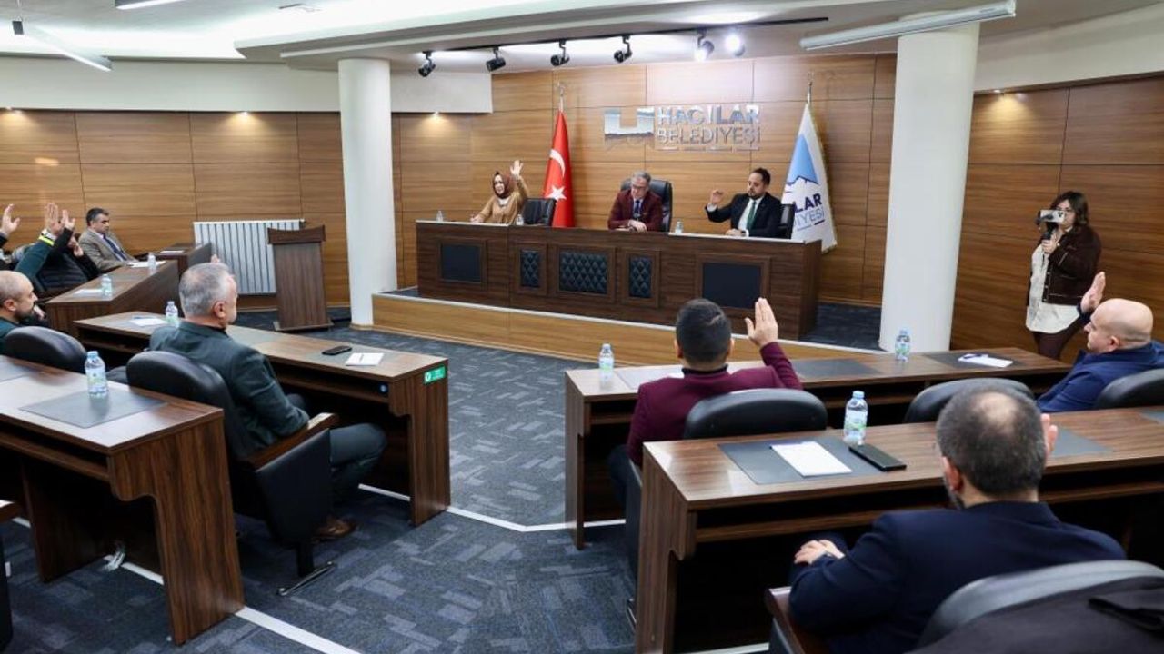 Hacılar Belediyesi'nin meclis toplantısında 5 madde oy birliğiyle karara bağlandı!