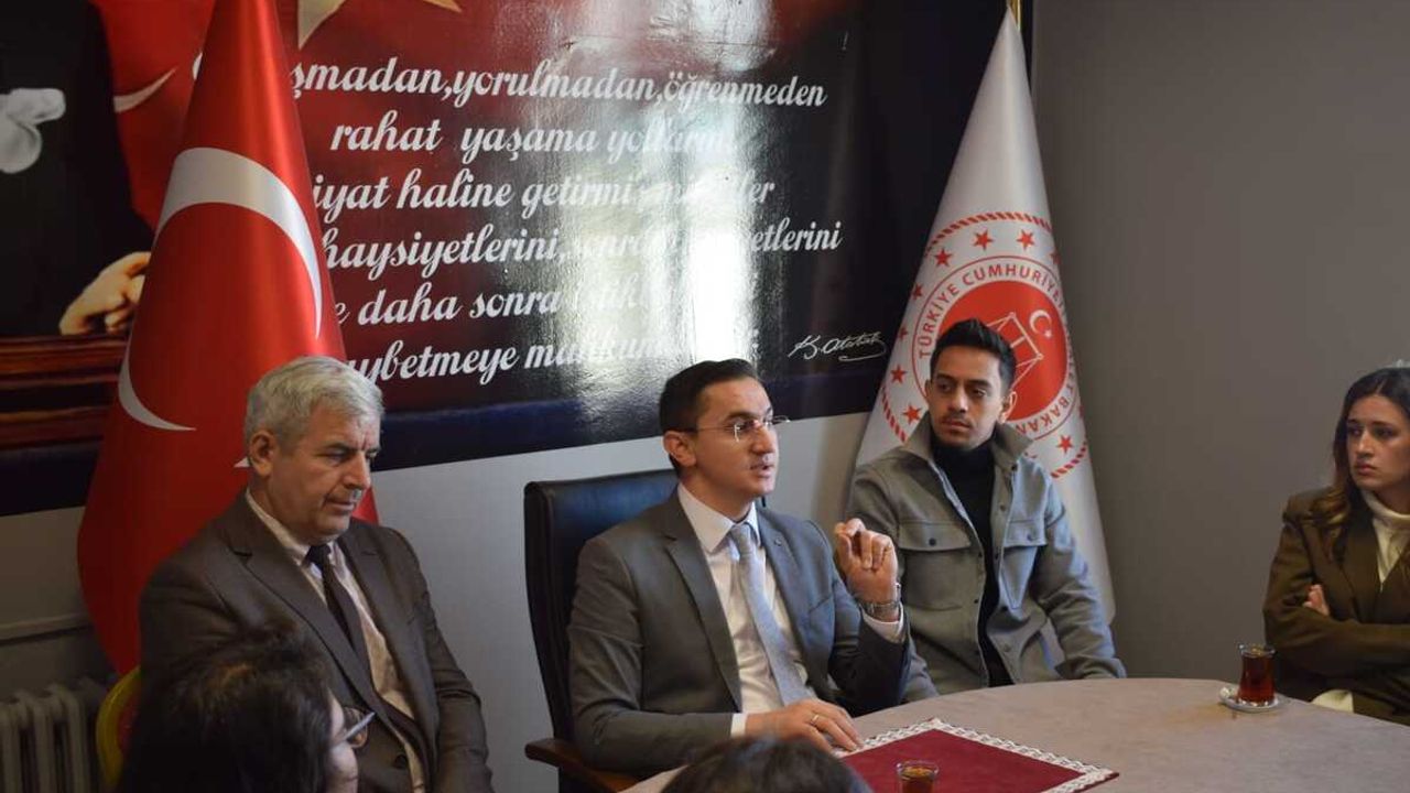 Kayseri'de cezaevi savcısı hukuk öğrencilerine ders verdi