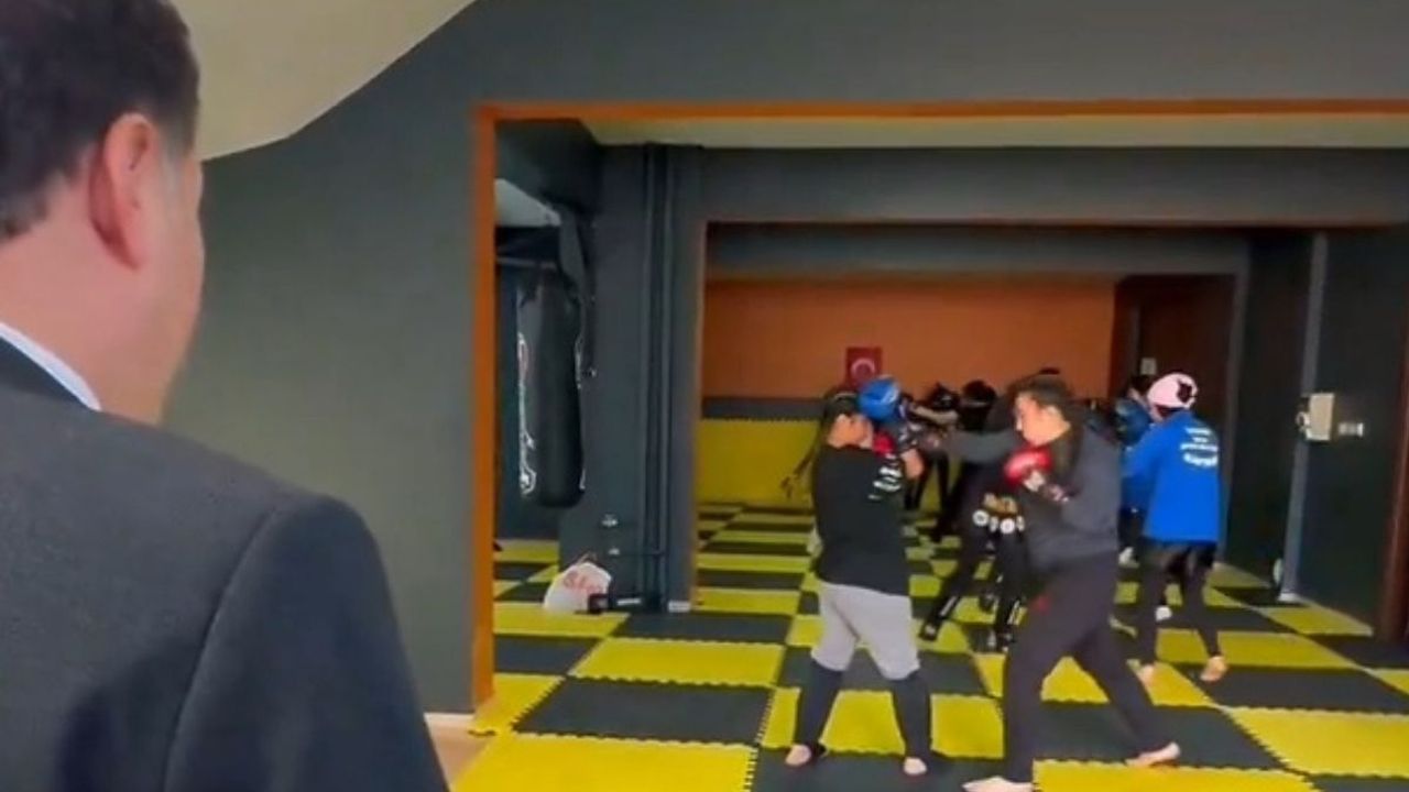 Kayseri Valisi bakın hangi sporcularla bir araya geldi!