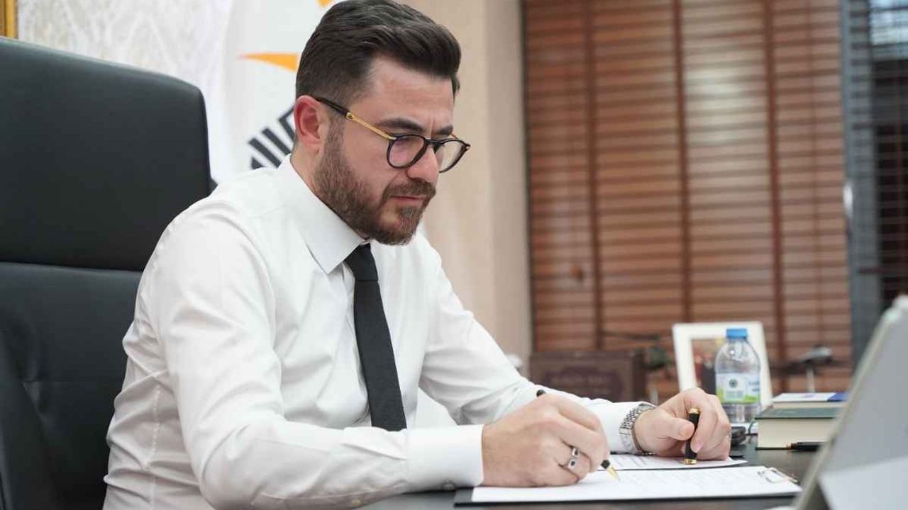 AK Parti Kayseri İl Başkanı Hüseyin Okandan’dan gece mesaisi