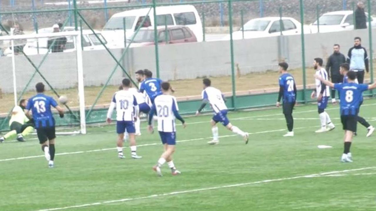 Atletikspor ilk yarıda işi bitirdi!