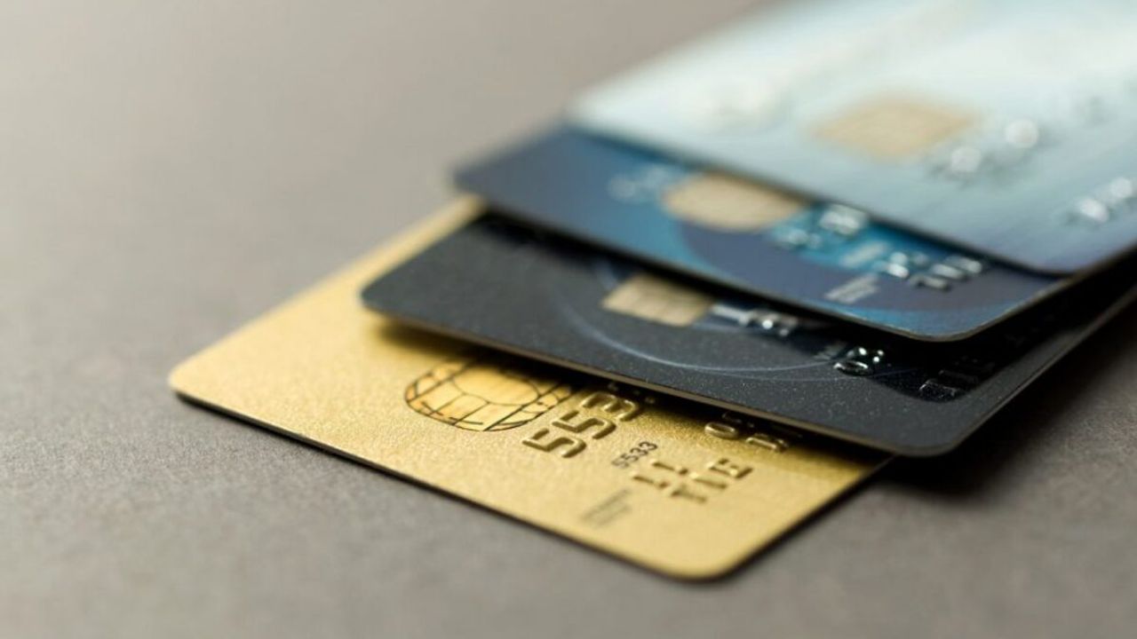 Banka kartı kullanıcıları dikkat! Bu hatayı yapanlar ağır ceza alabilir