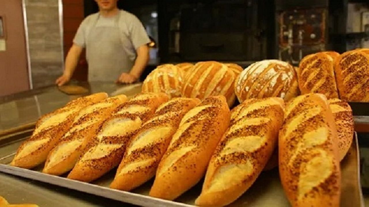 Markete gidenler şaşırmasın: Ekmeğin fiyatı gece yarısı bu rakama çıktı