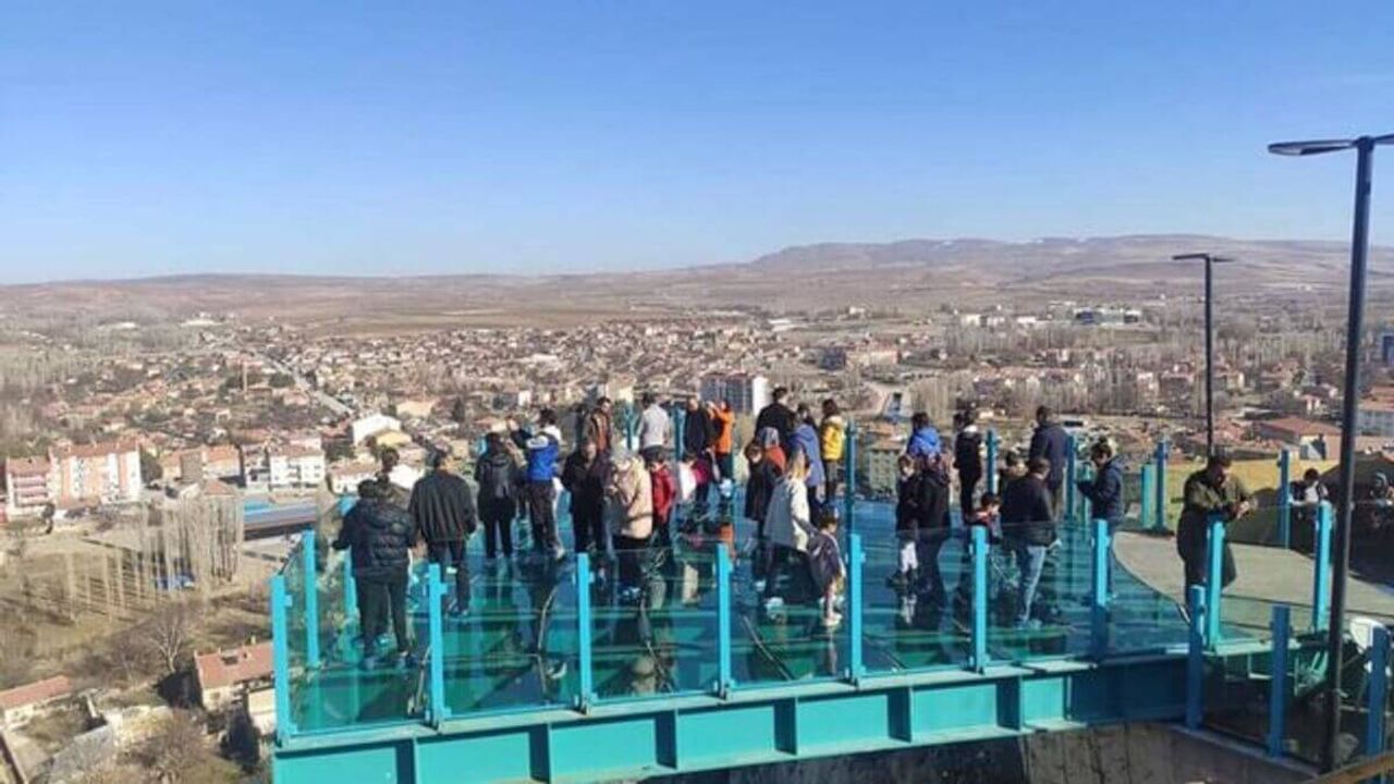 Kayseri'de bulunan Cam Teras Seyir ziyarete kapatıldı! İşte sebebi