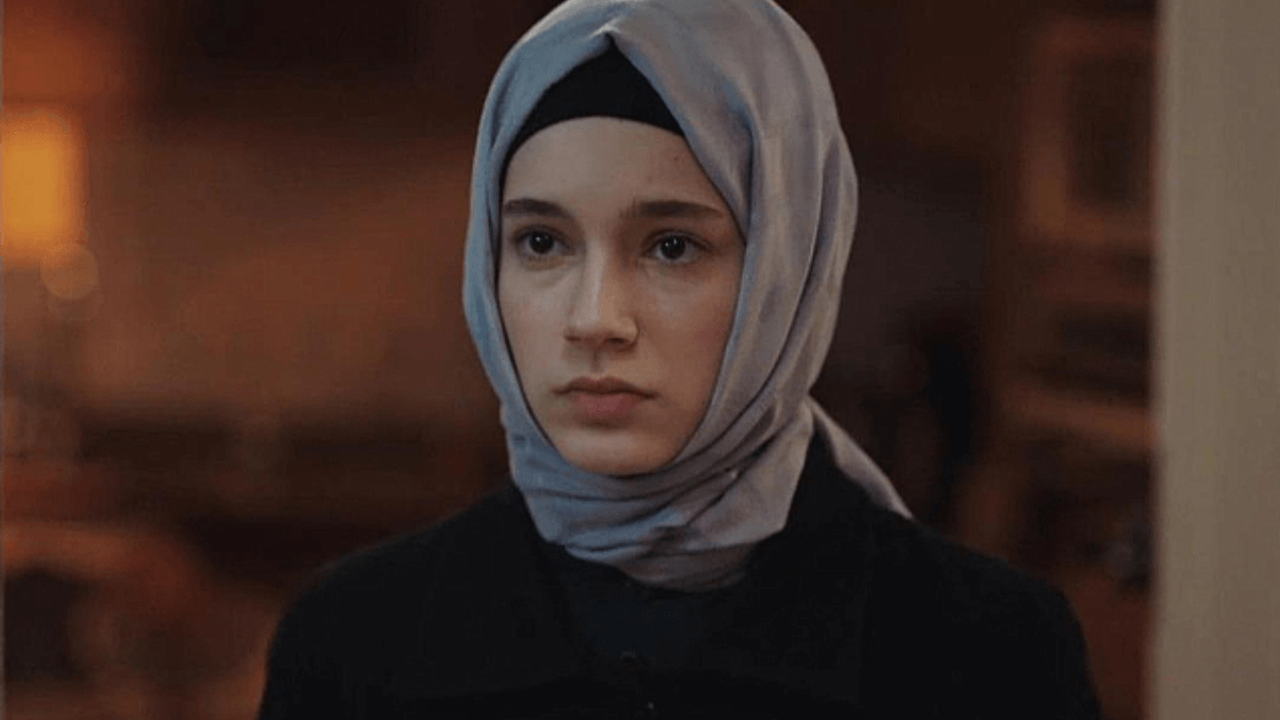 Kızıl Goncalar’ın Zeynep’i O Ses Türkiye’de gerçek yaşını açıkladı! Herkesi şok etti!