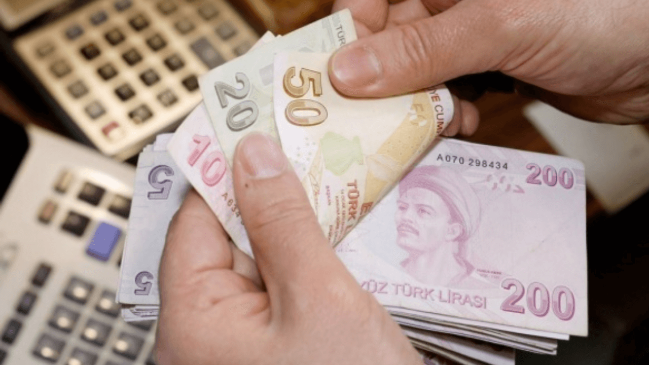 SGK Başmüfettişi uyardı! En az 2 maaşınız oraya gidecek