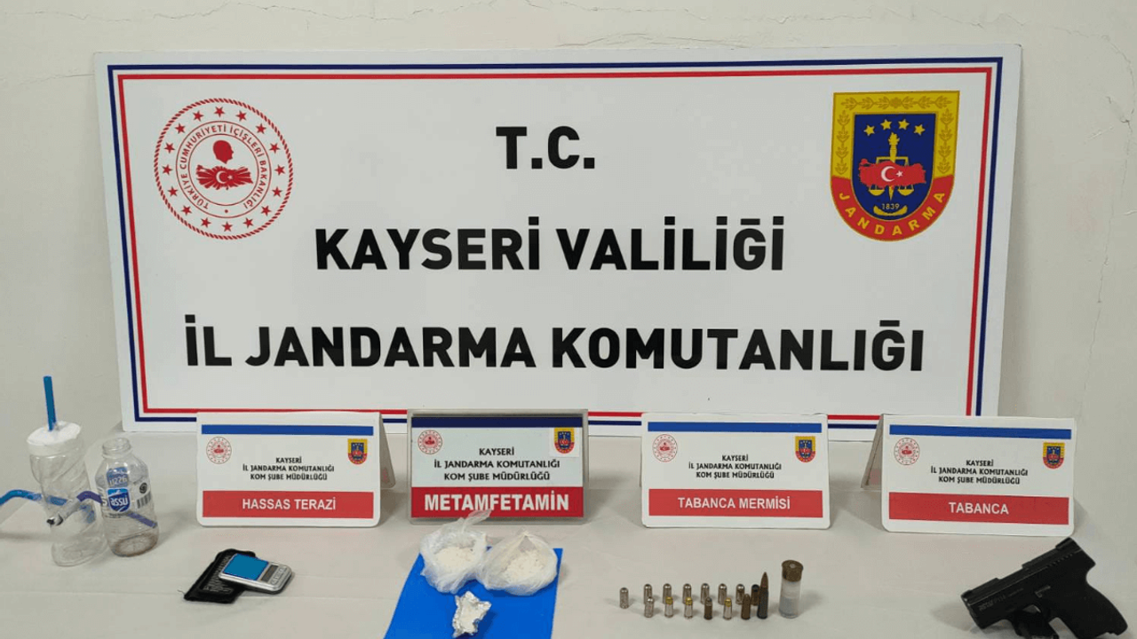 Kayseri’de jandarma harekete geçti! Çok sayıda suç unsuru ele geçirildi!
