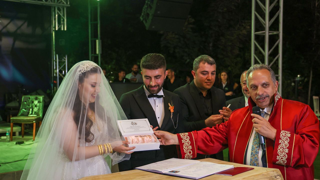 Talas’ta mutluluk rekoru: Bin 668 çift evet dedi!
