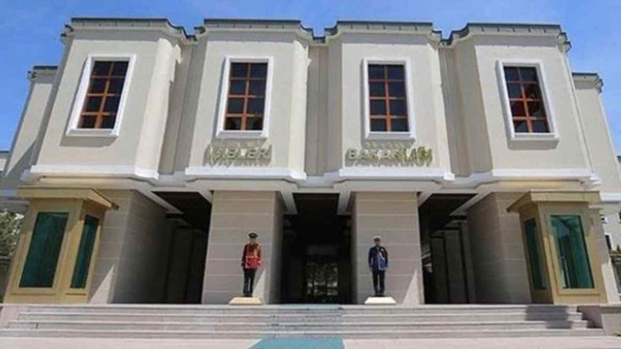 Lise mezunlarına sevindiren haber geldi! İçişleri bakanlığı 400 personel alacak!