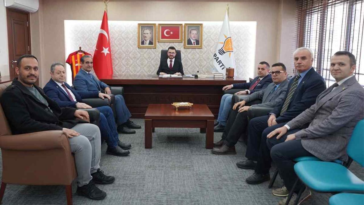 AK Parti Kayseri İl Başkanı Hüseyin Okandan'a ziyaretçi akını! Bakın kimler geldi?