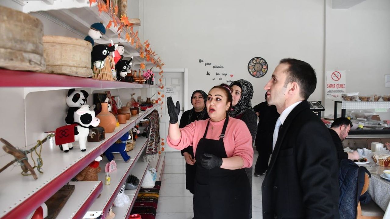Kayseri’nin yeni kaymakamı göreve hızlı başladı: İlçede bakın ilk nereye gitti!