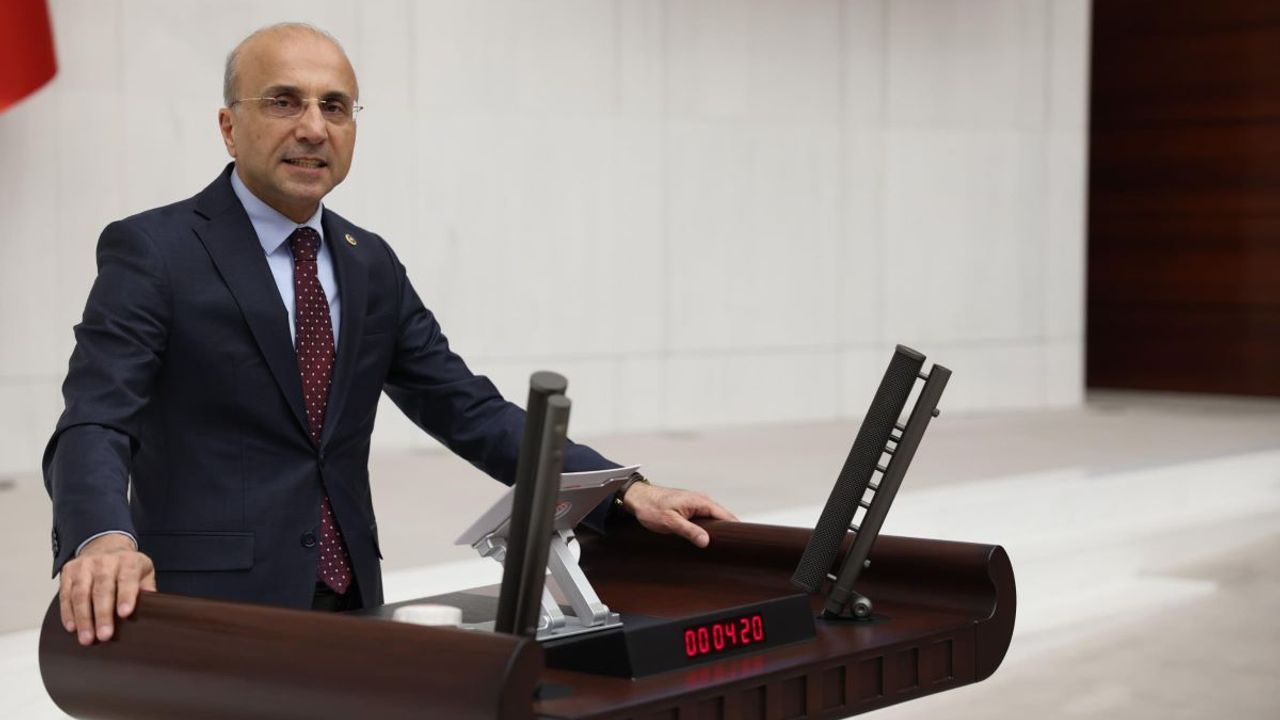 Kayserili Vekilden TÜBİTAK düzenlemesine tepki: Meclis hukuksuzluğu yasalaştırma yeri değil!