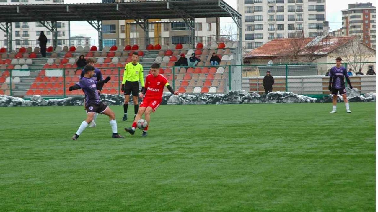 Gültepespor ilk yarı durdu ikinci yarı vurdu!
