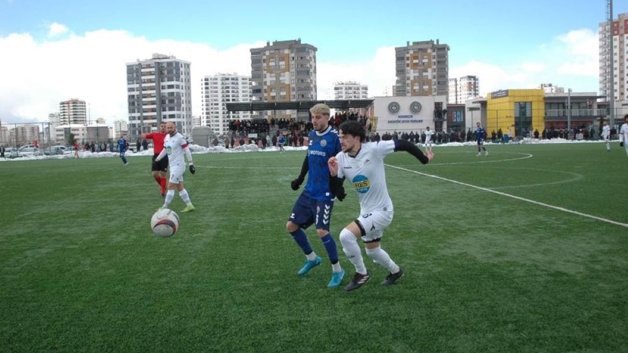 Kayseri Esen Metal, Hacılar Erciyesspor engelini 2’nci yarıda geçti!