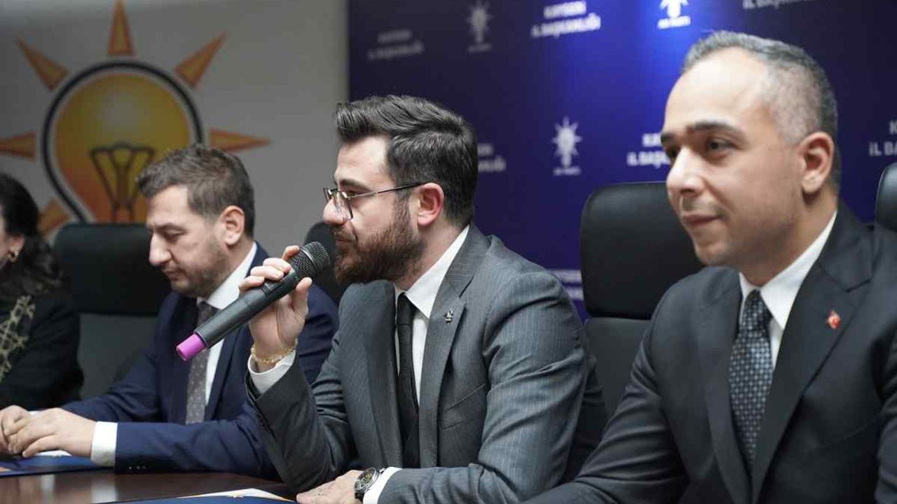AK Parti Kayseri Hüseyin Okandan başkanlığında yeni projeleri masaya yatırdı!