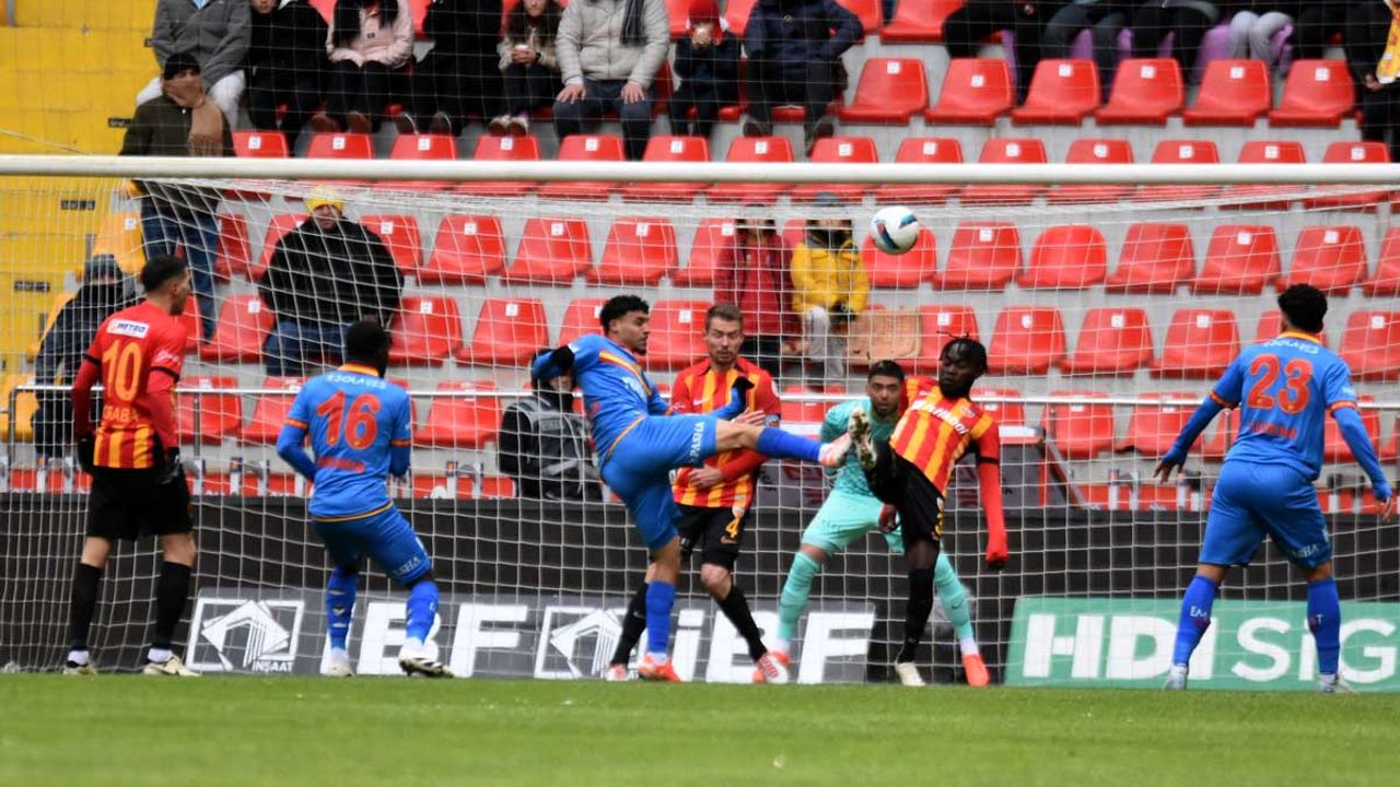 Kayserispor’da Göztepe maçının kahramanı neler söyledi