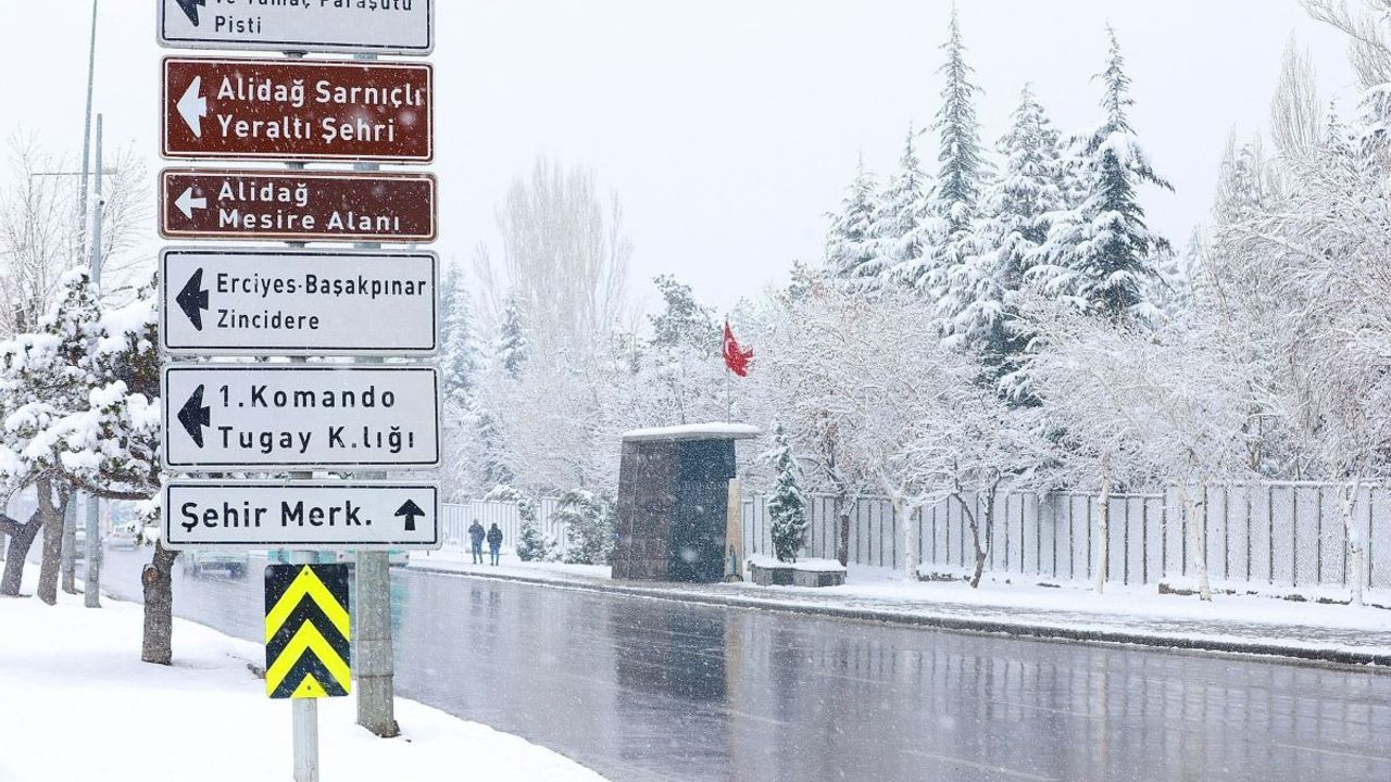 Meteoroloji açıkladı: Kayseri’de yoğun kar yağışına saatler kaldı!