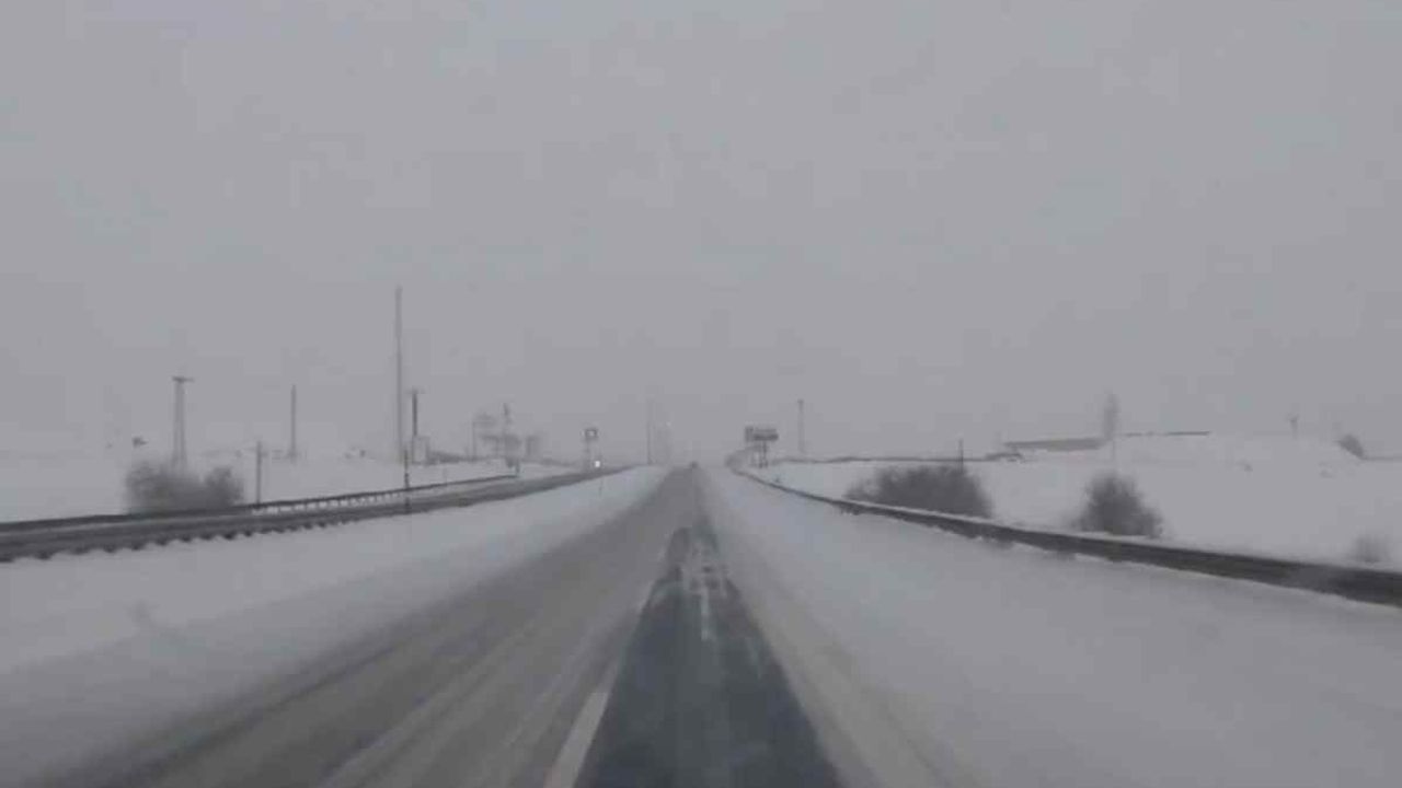 Kayseri'de araç sürücülerine uyarı geldi! Bu yollar trafiğe kapandı