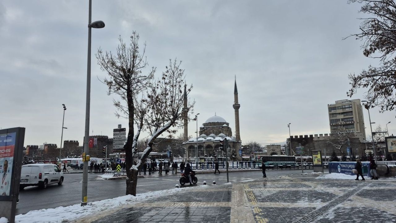 Kayseri'de hafta sonu hava nasıl olacak? Kar yağışı sürecek mi?