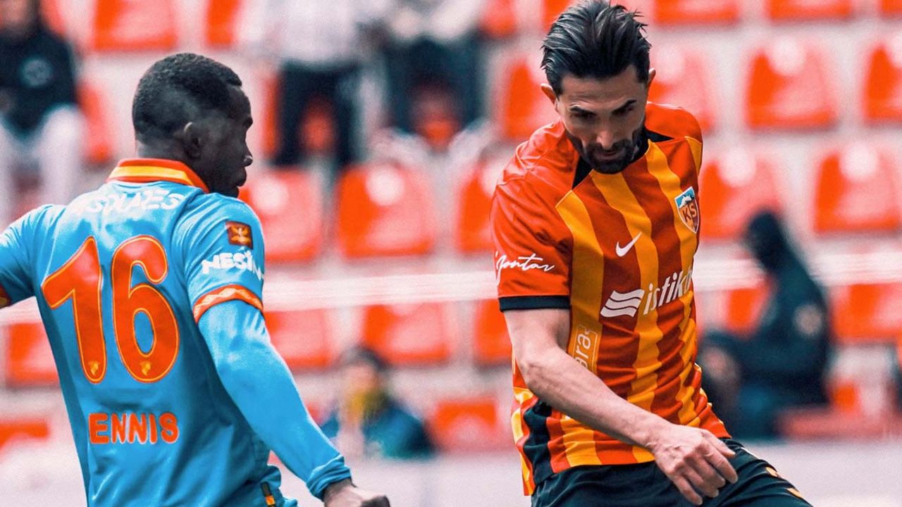 Kayserispor-Göztepe maçının ilk yarısı sona erdi! İlk 45 dakikada tek gol var