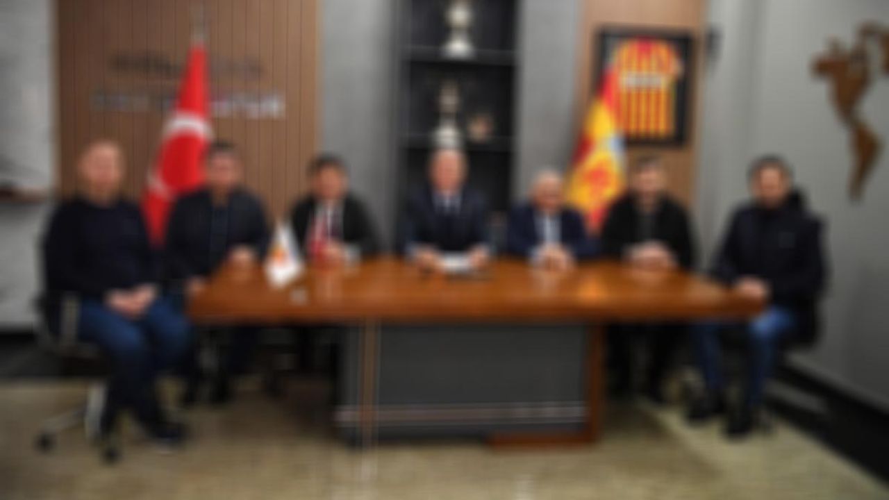 Kayserispor'a dikkat çeken ziyaret! İlk kez o isimler birlikte gittiler