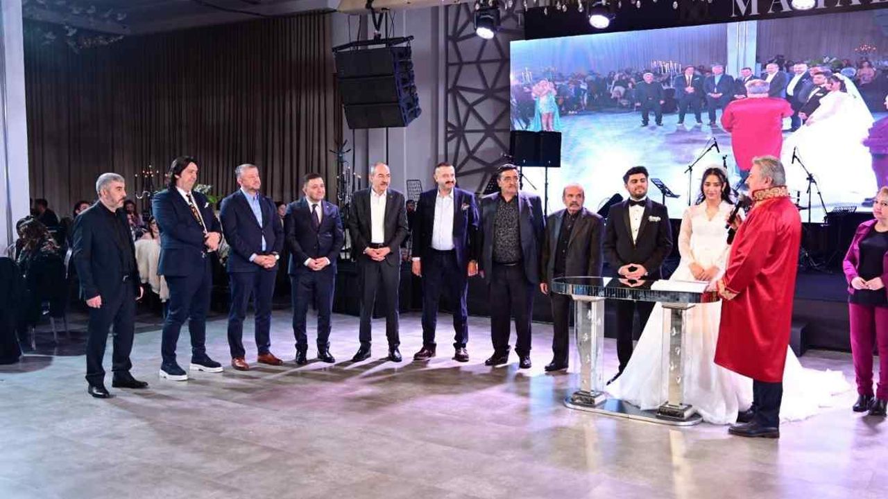 Kayseri iş dünyasının önemli isimleri bu düğünde buluştu!