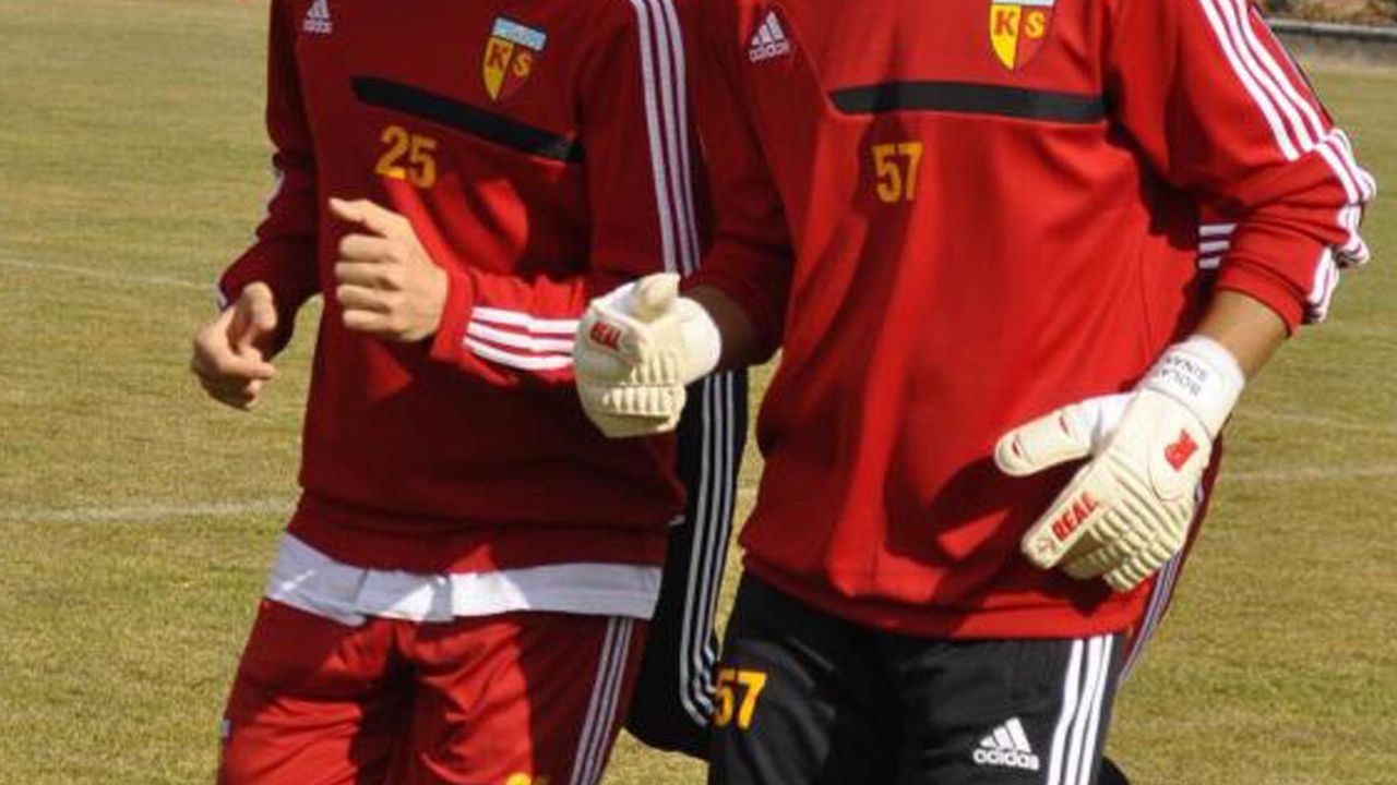 Kayserispor’un eski kalecisi 36 yaşında Süper Lig’e geri döndü!