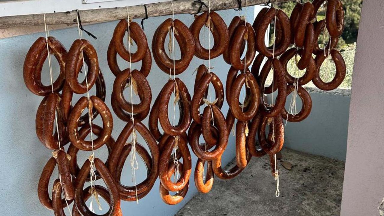 Dağ keçilerini avlayıp sucuk yaptı! Faturası çok ağır oldu