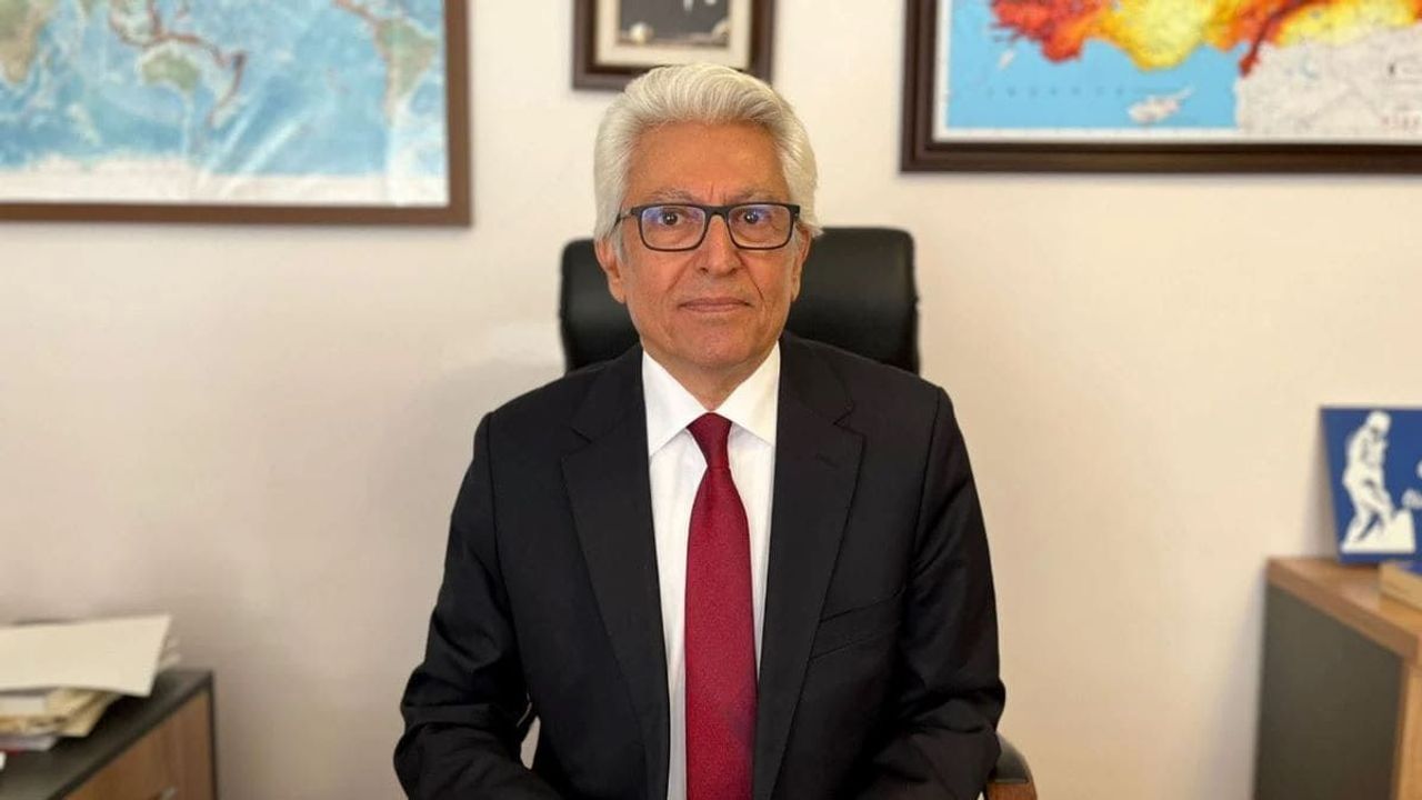 Süleyman Pampal o ilçeye dikkat çekti: 6 büyüklüğünde depremler üretebilir!