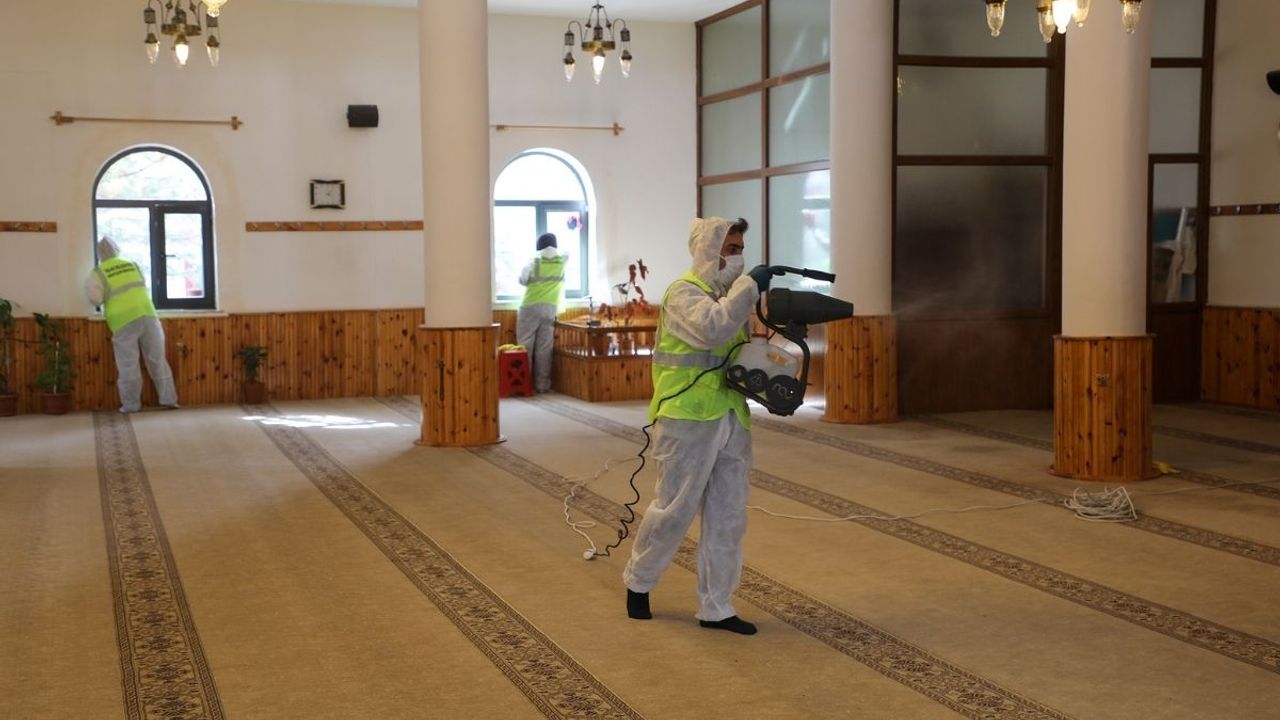 Talas’ta ramazan coşkusu: 77 camii pırıl pırıl oldu