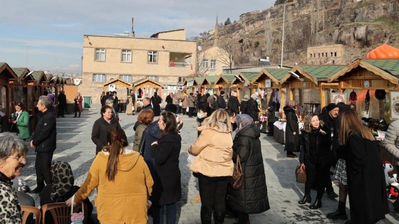 Kadınlar üretiyor, Talas kazanıyor!