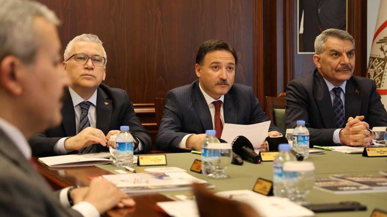 Kayseri Valisi Gökmen Çiçek başkanlığında toplantı yapıldı! Tam 190 milyon TL destek
