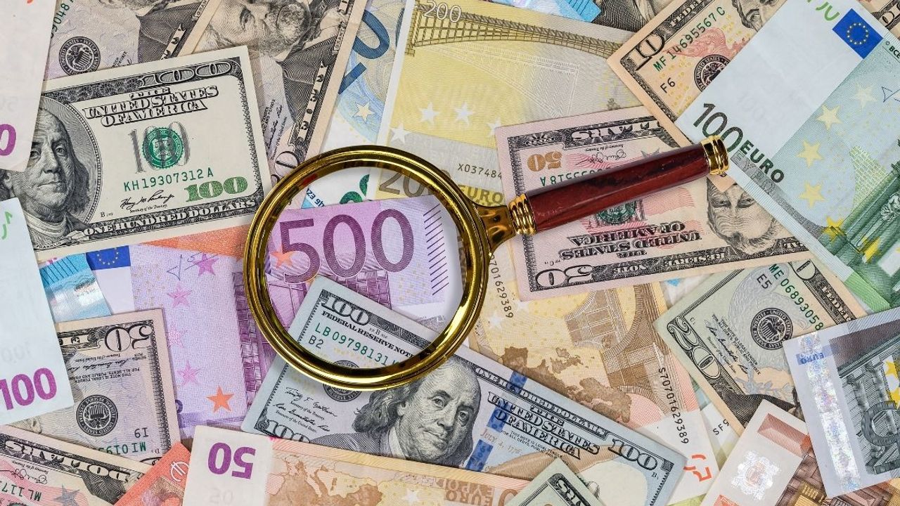 Dolar ve Euro'da son durum ne olacak! Uzmanından dikkat çeken yatırım açıklaması
