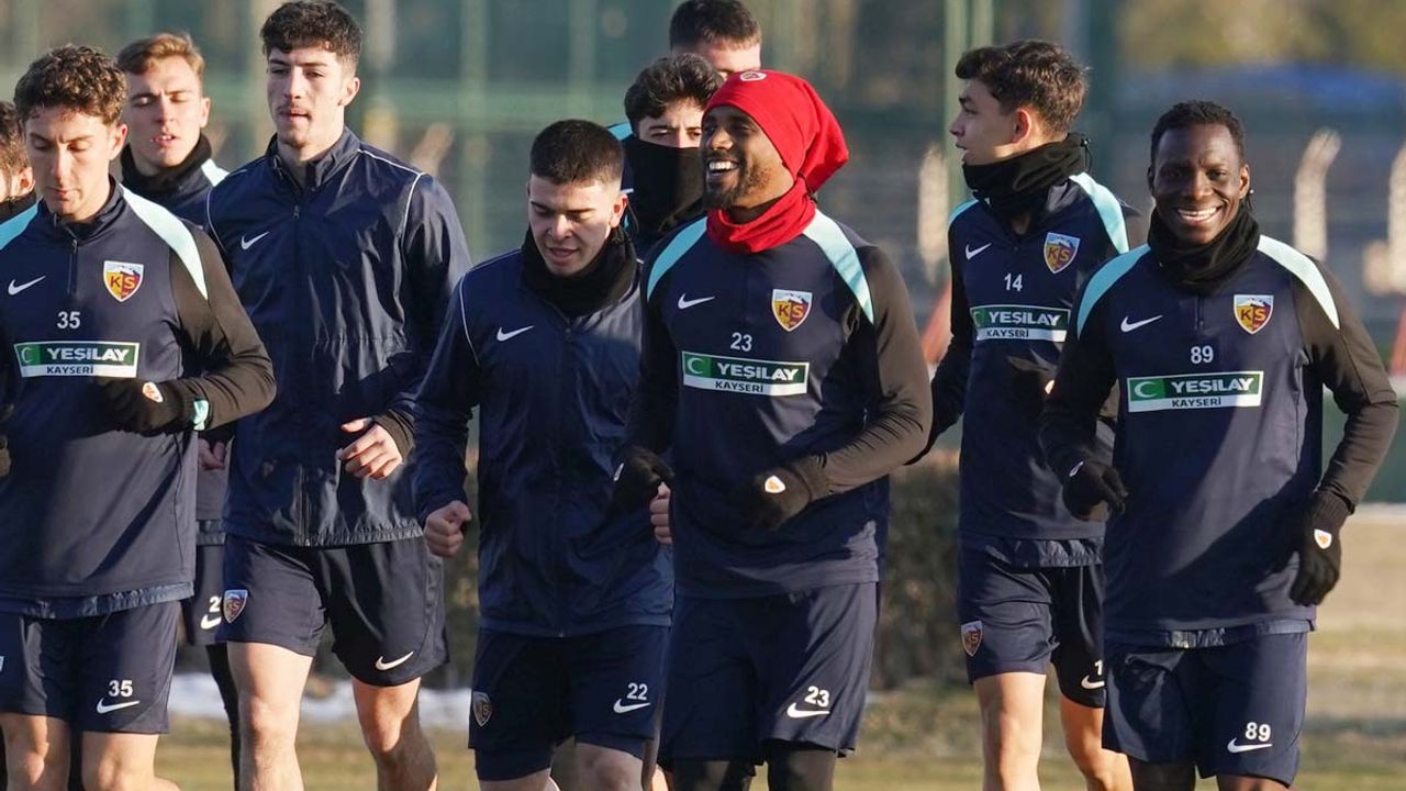 Kayserispor’da 3 futbolcuda kriz! Ne zaman dönecekler