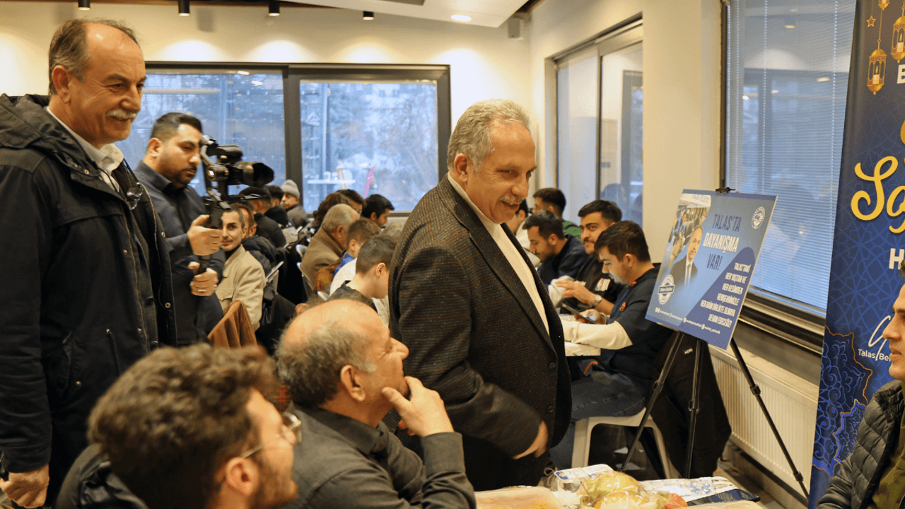 Talas’ta iş adamları tarafından düzenlenen ikram sofrası dikkat çekti!