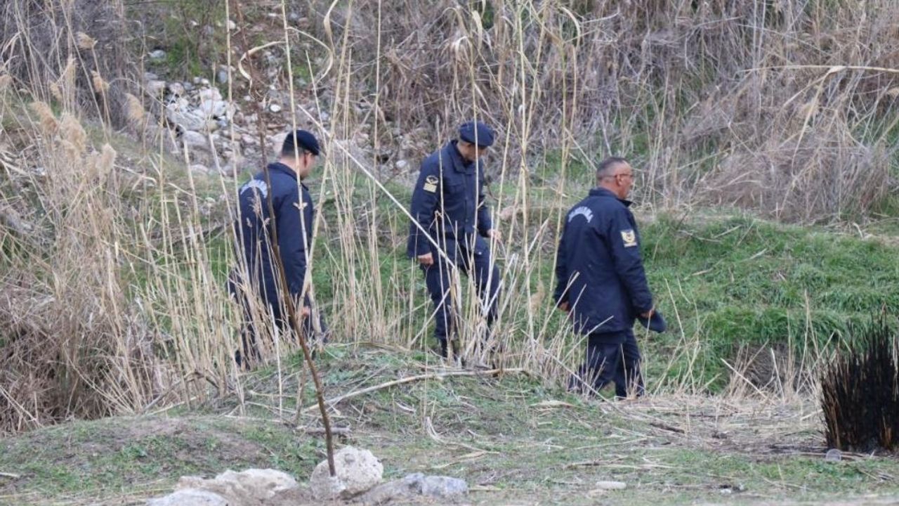 Evinin önünde kaybolan 4 yaşındaki Nazlı’dan acı haber!
