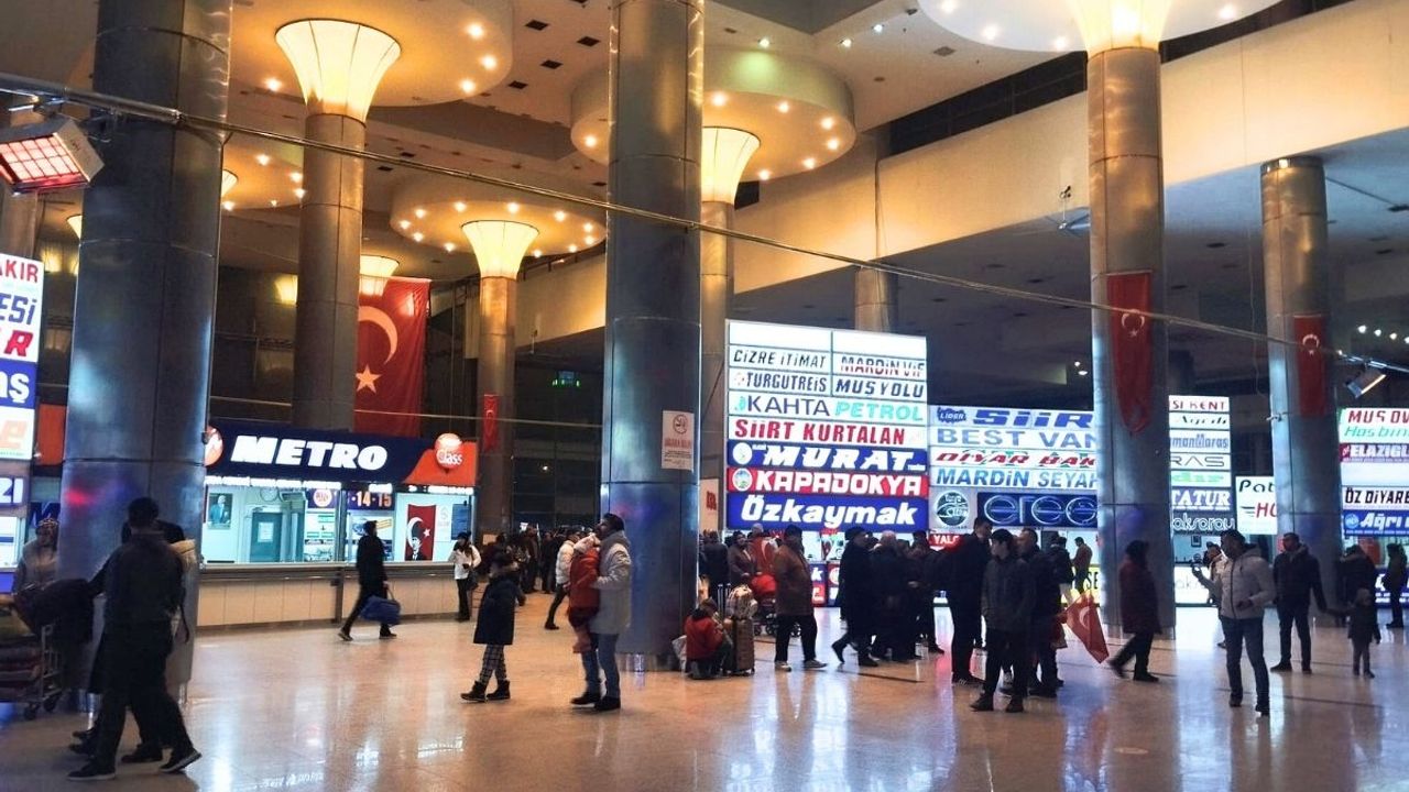 Bu haberi duyan Kayseri otogarına koştu! Binlerce bilet kısa sürede tükendi