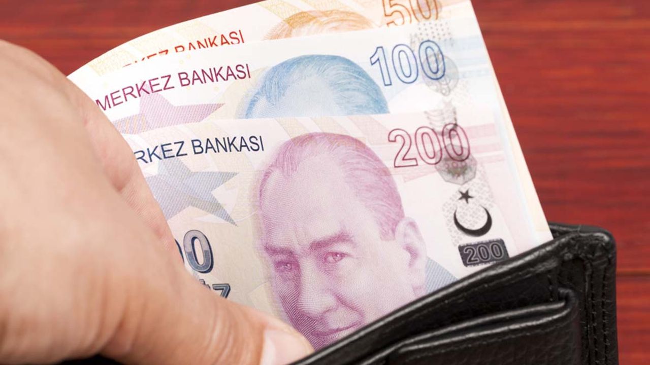 Bayram İkramiyelerinin ödeme tarihleri belli oldu! Hesaplara 3 Bin TL yatacak