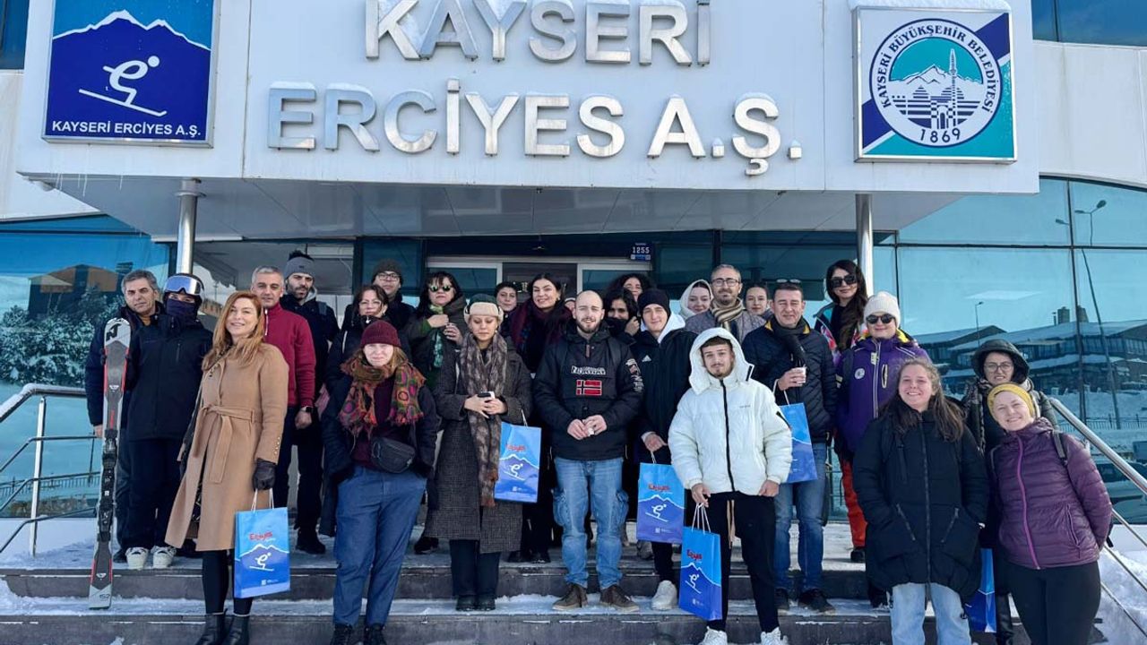 11 farklı ülkeden 28 yabancı gönüllü, Erciyes'te bir ilki yaşadı